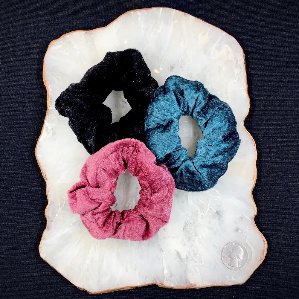 💋 3 Velvet Scrunchies: rose, teal, black.  NWOT